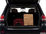  Trunk props photo